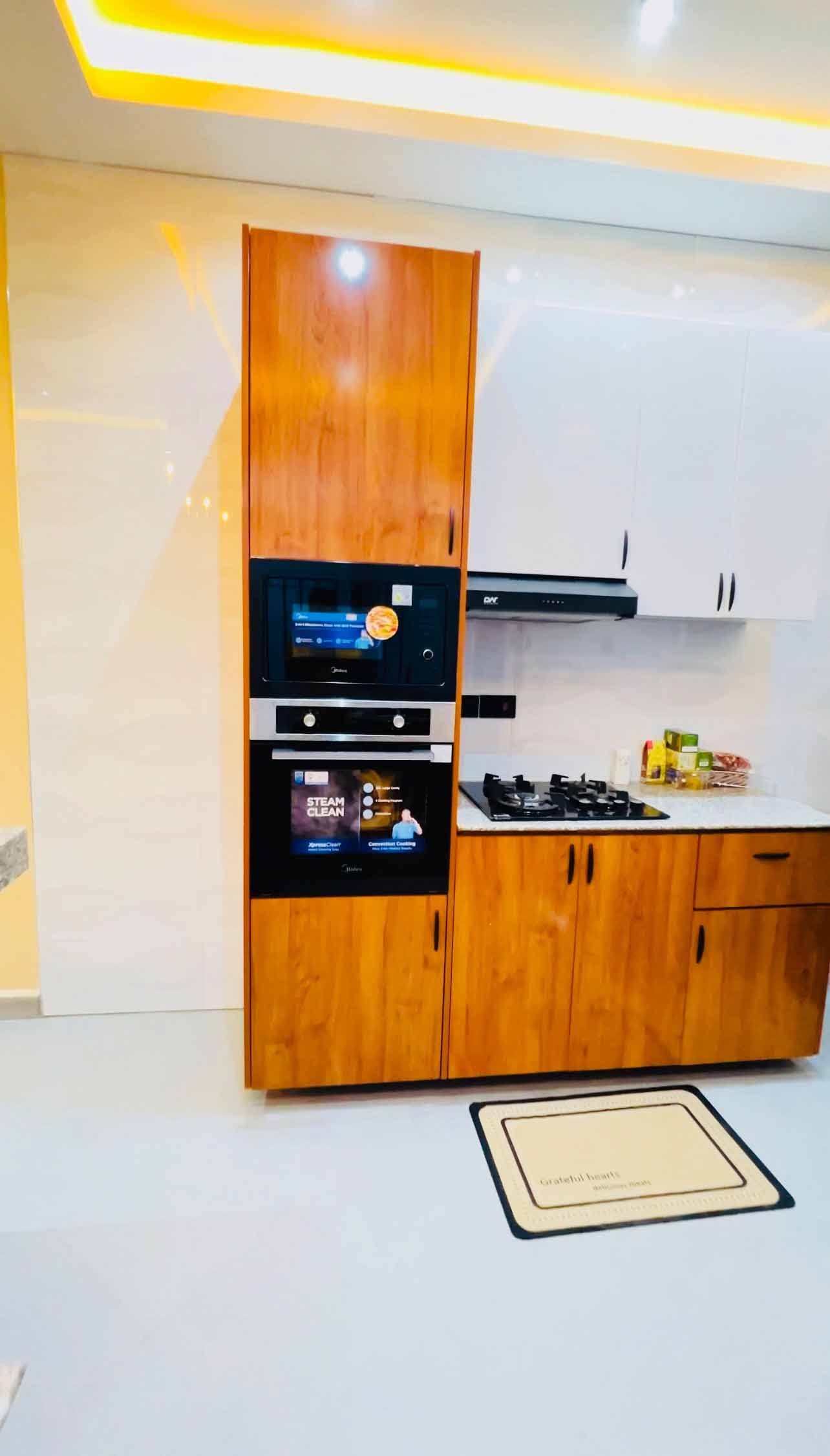 Gas Cooktop & Built-in Oven